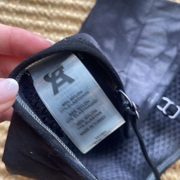 Good American Black / Grey Tie Dye Seamless Sports Bra Size XS - Picture 4 of 5